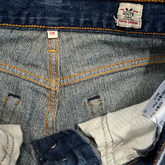 Levi’s button fly “white oak” shorts - Picture 2 of 7